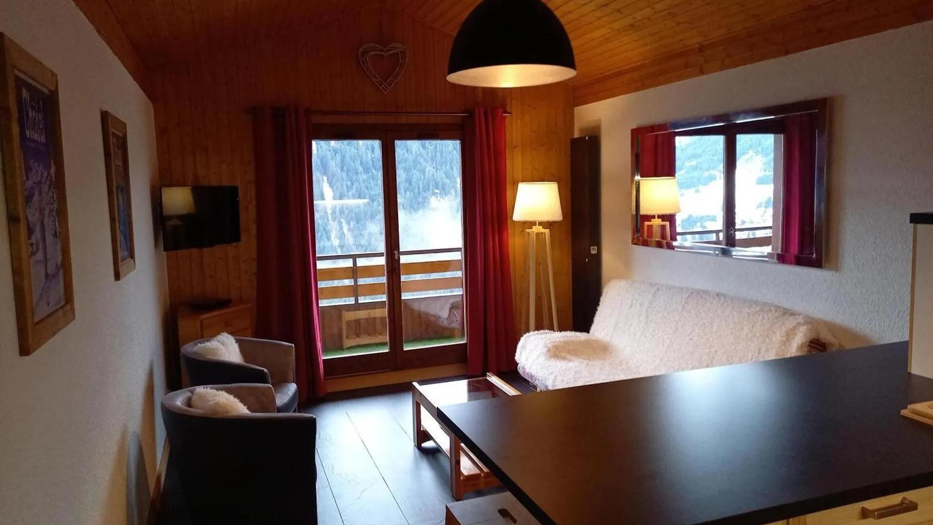 Chalet Chaleureux A Chatel - Ideal 6 Pers, 3 Pieces, Proche Telesiege, Wifi, Balcon Sud, Garage - Fr-1-676-21 프랑스
